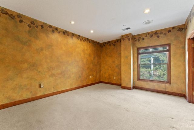 380 Baum Street, Cincinnati, OH 45202