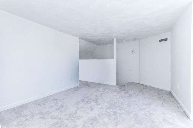 20 Washington St U:61 61, Methuen, MA 01844