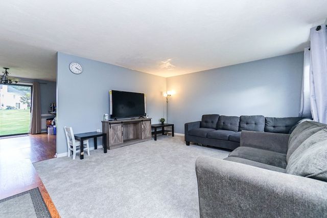 20 Washington St U:61 61, Methuen, MA 01844
