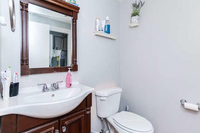 20 Washington St U:61 61, Methuen, MA 01844