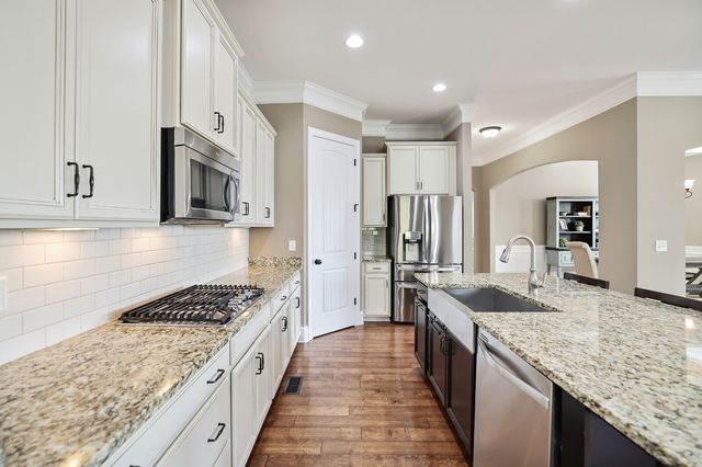 1003 Cooper Ct, Gallatin, TN 37066