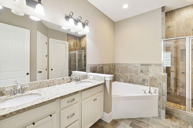 1003 Cooper Ct, Gallatin, TN 37066