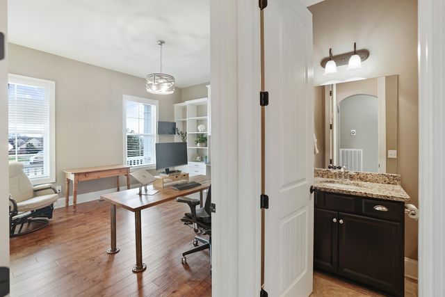 1003 Cooper Ct, Gallatin, TN 37066