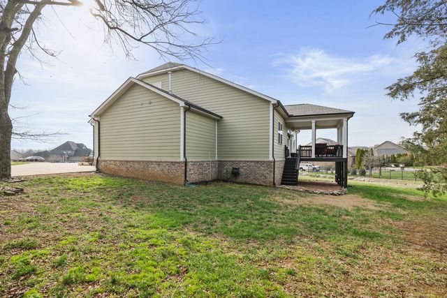 1003 Cooper Ct, Gallatin, TN 37066