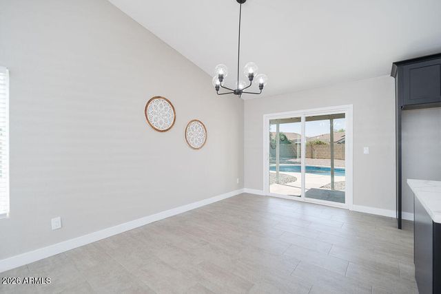 8106 W WETHERSFIELD Road, Peoria, AZ 85381