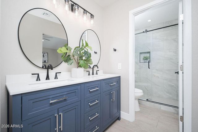 8106 W WETHERSFIELD Road, Peoria, AZ 85381
