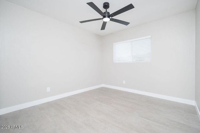 8106 W WETHERSFIELD Road, Peoria, AZ 85381