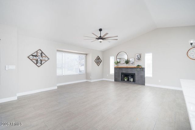 8106 W WETHERSFIELD Road, Peoria, AZ 85381