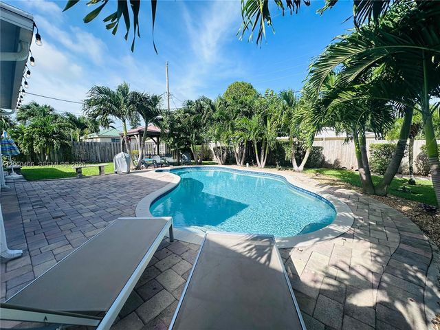 1020 S 14th Court 1, Lantana, FL 33462