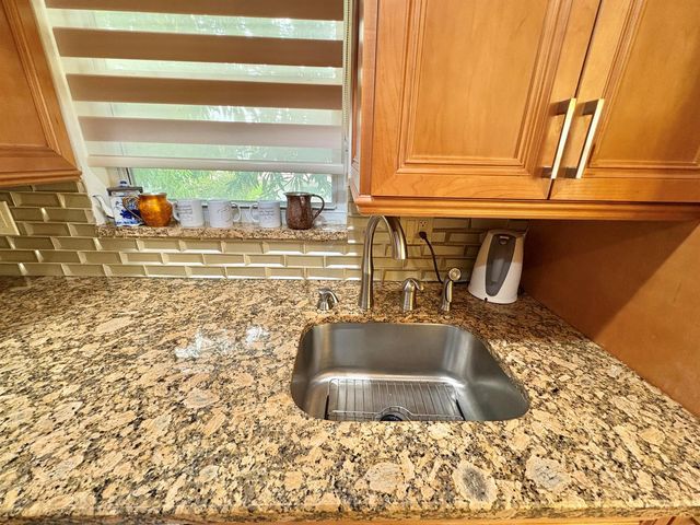 30 Plymouth C, West Palm Beach, FL 33417