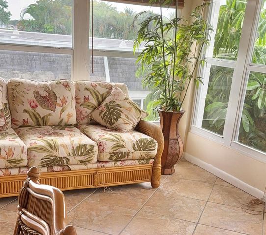 30 Plymouth C, West Palm Beach, FL 33417
