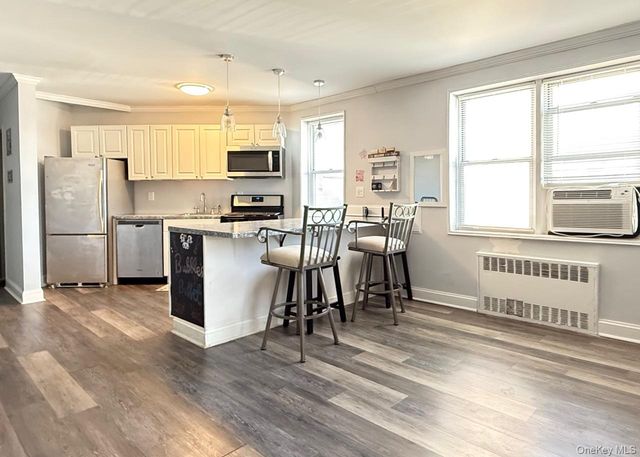 40 Davenport Avenue 1L, New Rochelle, NY 10805