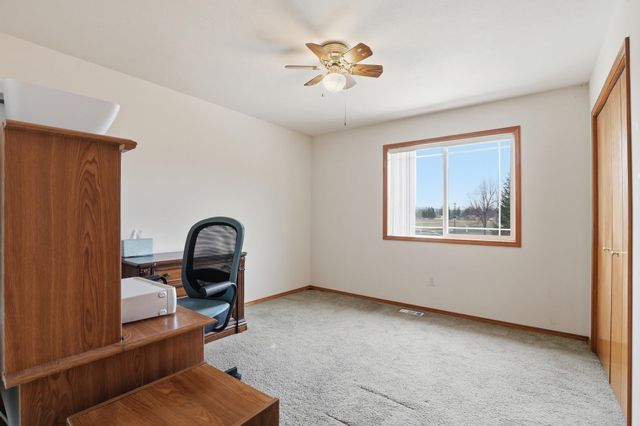 6171 Moriah Dr, Nine Mile Falls, WA 99026
