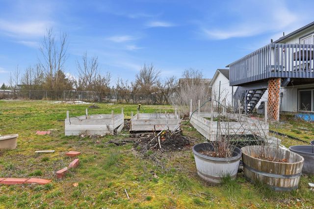 6171 Moriah Dr, Nine Mile Falls, WA 99026