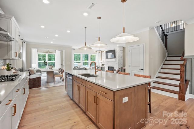 2028 Waxhaw Crossing Drive 254, Waxhaw, NC 28173