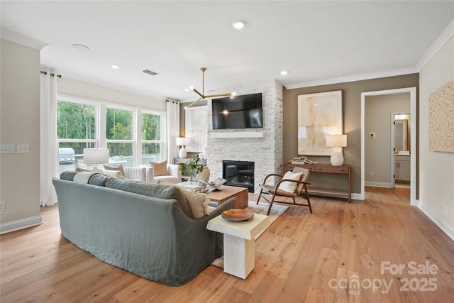 2028 Waxhaw Crossing Drive 254, Waxhaw, NC 28173