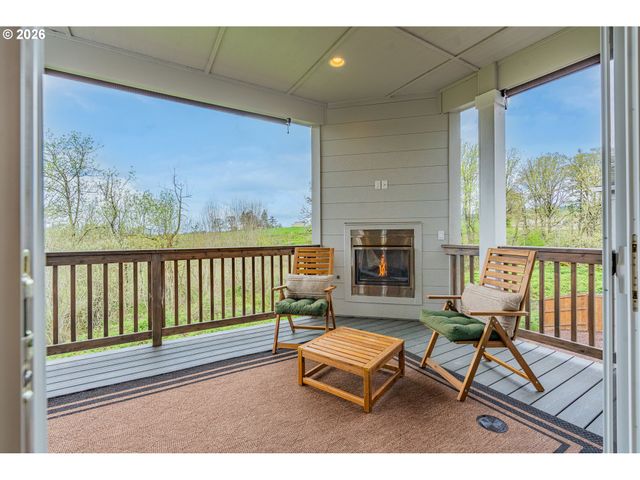 12205 Sw SILVERTIP St, Beaverton, OR 97007
