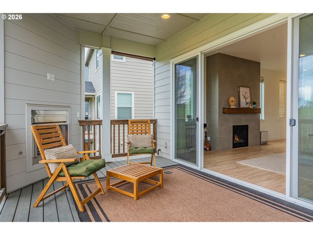 12205 Sw SILVERTIP St, Beaverton, OR 97007