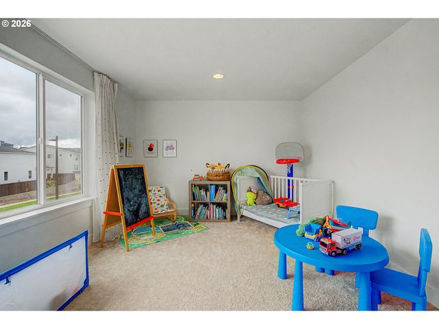 12205 Sw SILVERTIP St, Beaverton, OR 97007