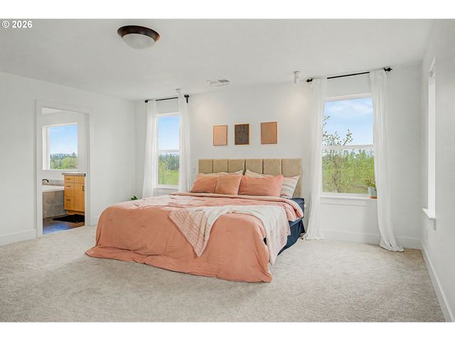 12205 Sw SILVERTIP St, Beaverton, OR 97007