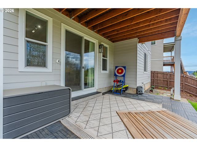 12205 Sw SILVERTIP St, Beaverton, OR 97007