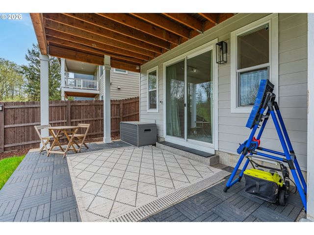 12205 Sw SILVERTIP St, Beaverton, OR 97007