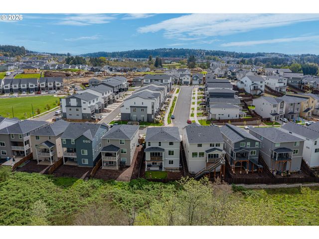 12205 Sw SILVERTIP St, Beaverton, OR 97007