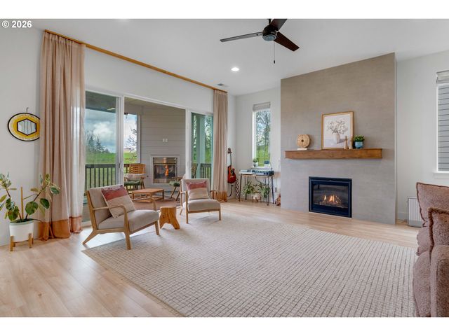 12205 Sw SILVERTIP St, Beaverton, OR 97007
