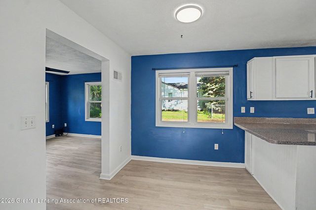 1064 Hannah Avenue, Lansing, MI 48906