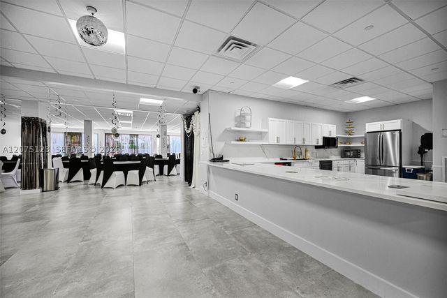 405 N Ocean Blvd 103, Pompano Beach, FL 33062