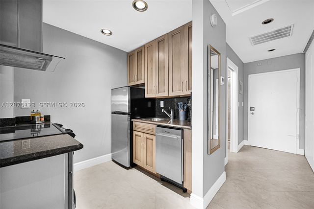 405 N Ocean Blvd 103, Pompano Beach, FL 33062