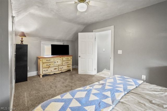 393 Eddy Street, Newark, OH 43055