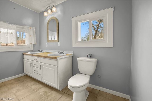 393 Eddy Street, Newark, OH 43055