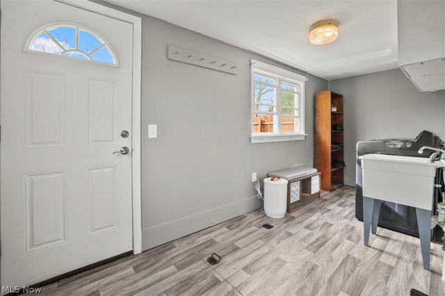 393 Eddy Street, Newark, OH 43055