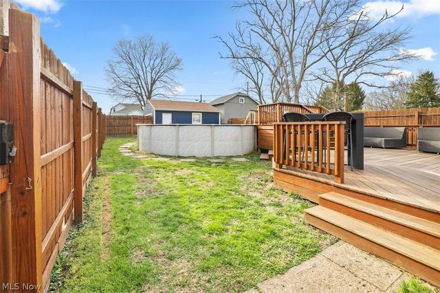 393 Eddy Street, Newark, OH 43055