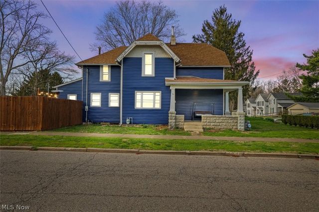 393 Eddy Street, Newark, OH 43055
