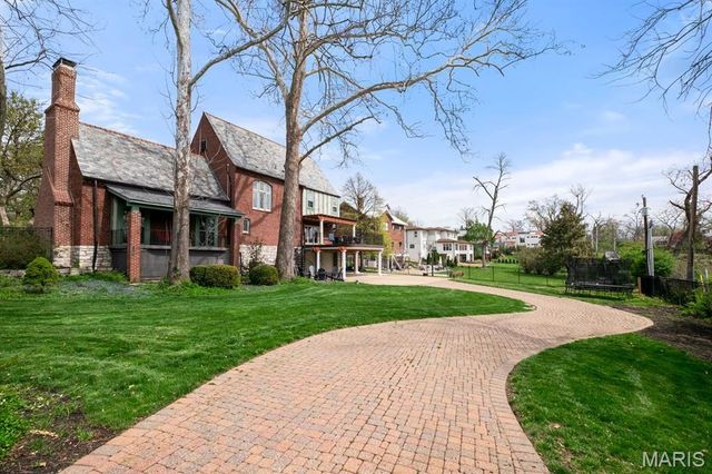 7146 Wydown Boulevard, Clayton, MO 63105