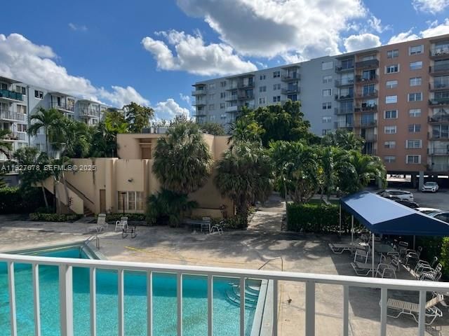 1470 NE 125th Ter 204, North Miami, FL 33161