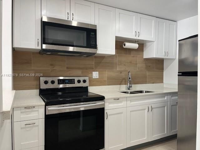 1470 NE 125th Ter 204, North Miami, FL 33161