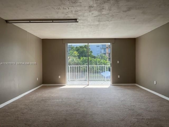 1470 NE 125th Ter 204, North Miami, FL 33161