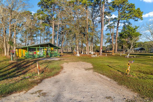 8141 Fm 563, Wallisville, TX 77597