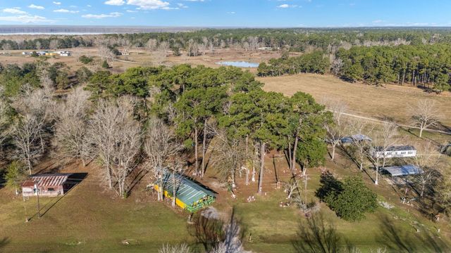 8141 Fm 563, Wallisville, TX 77597