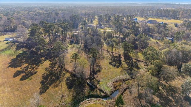 8141 Fm 563, Wallisville, TX 77597