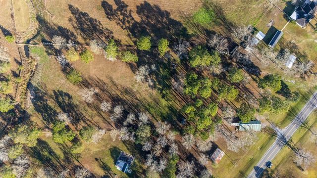 8141 Fm 563, Wallisville, TX 77597