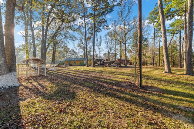 8141 Fm 563, Wallisville, TX 77597