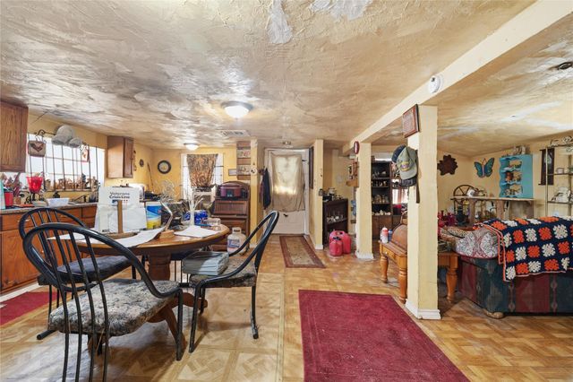 8141 Fm 563, Wallisville, TX 77597