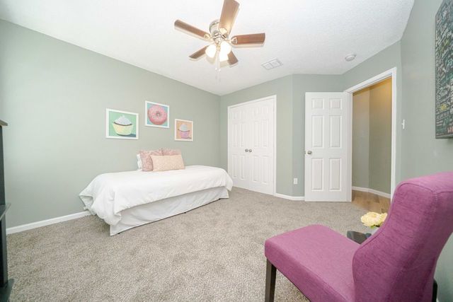 1217 Meadow Glen, Crowley, TX 76036