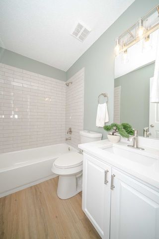 1217 Meadow Glen, Crowley, TX 76036