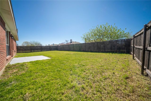 1217 Meadow Glen, Crowley, TX 76036