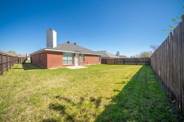 1217 Meadow Glen, Crowley, TX 76036